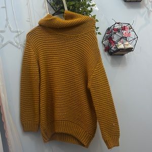 Knitted yellow sweater from Zara
